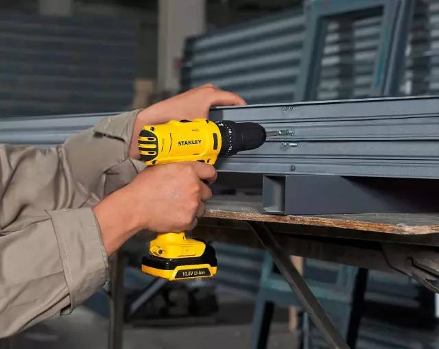 便携充电起子,充电电钻电动工具