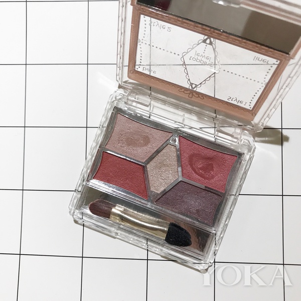 夏天出游化妆包多少钱一包,旅行必备多功能化妆包