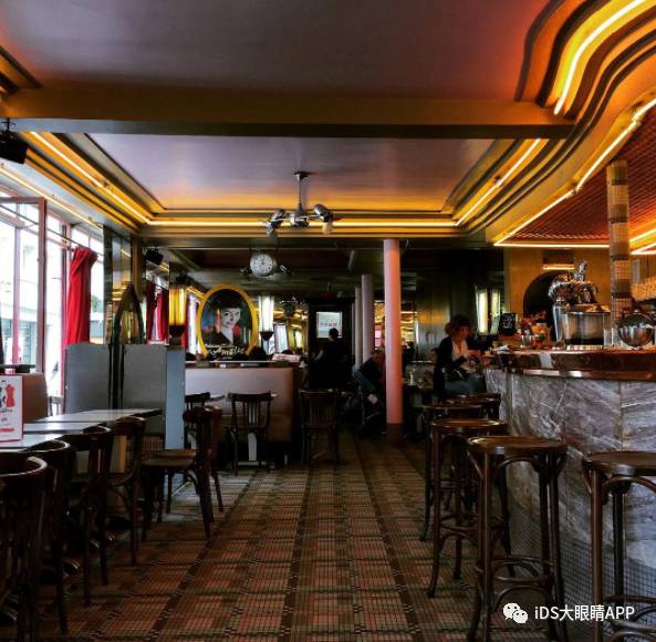 想偶遇赵丽颖吗?在巴黎时装周,她一定会去这十家咖啡馆!