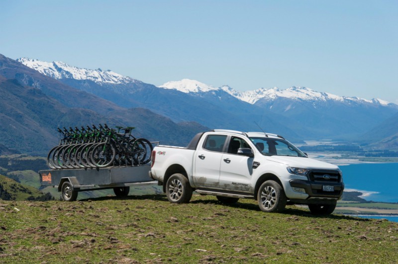 即将到来的阿拉善英雄会,你不能错过这辆车