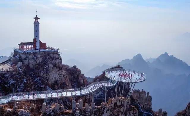 洛阳洛浦玻璃栈道在哪,河南洛阳木札岭景区玻璃栈道
