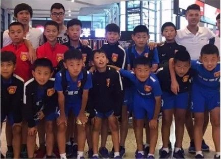 疯狂打call!玉林12岁足球小子练成“国字号”球员,背后的故事很感人~