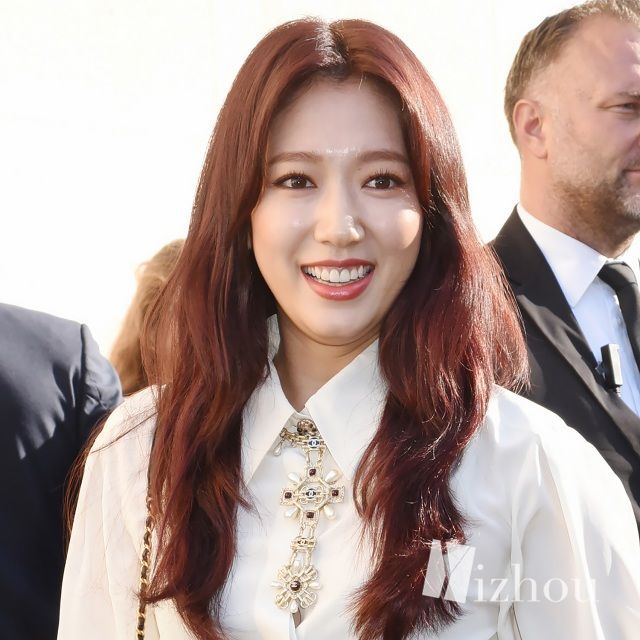 周迅杨幂范冰冰争夺收视女王,范冰冰杨幂现在合照