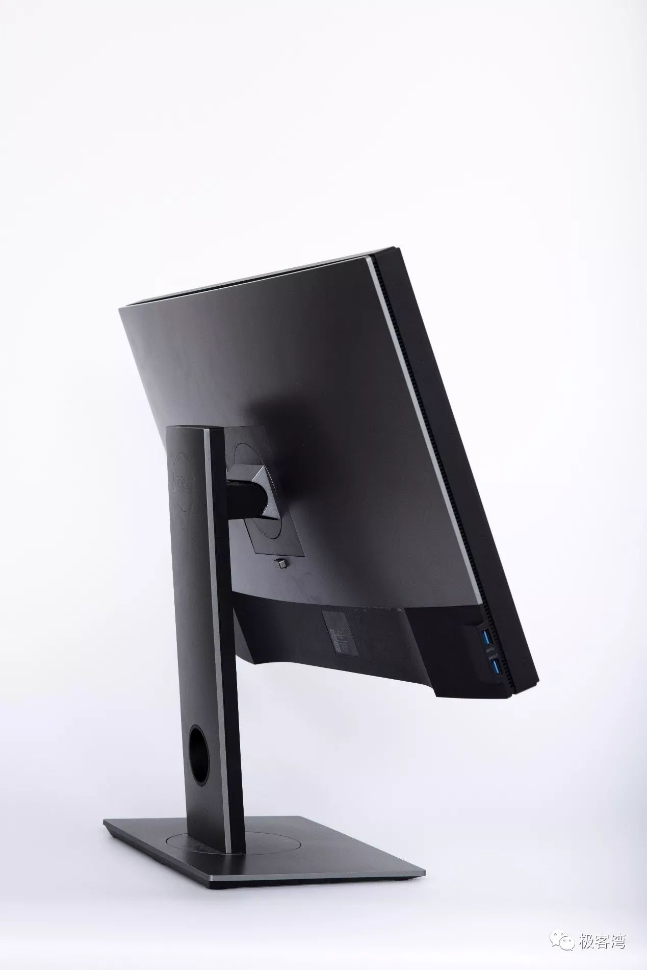 显示器显示戴尔up2718q,戴尔up2715h专业显示器