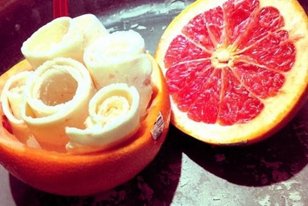 有五个不同口味的冰淇淋该怎么吃,冰淇淋又好吃又简单的方法