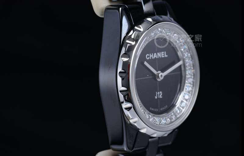 香奈儿j12x-ray系列腕表,香奈儿j12限量版腕表