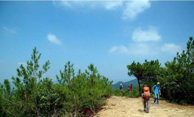 走不完的山川大地,走不完的川西看不完的美景