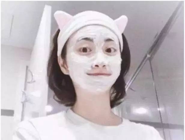 这种面膜到底有多惊艳？竟是一年贴700张面膜的范爷最爱！