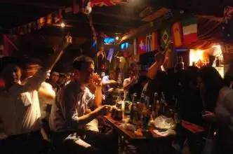 咳嗽有痰喉咙痒有哪些抗病毒药物,咳嗽喉咙痒干咳喝什么中药