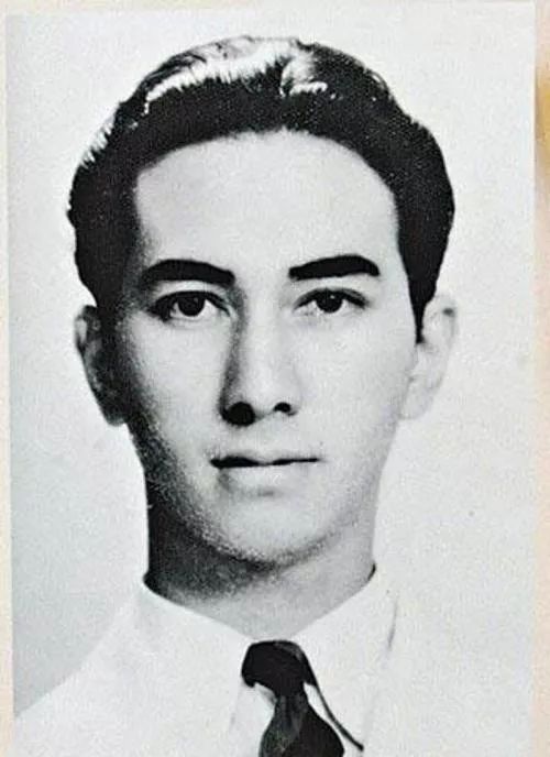 或深情,或雅趣,透过一间书房,寻找属于自己的收藏美学|退藏