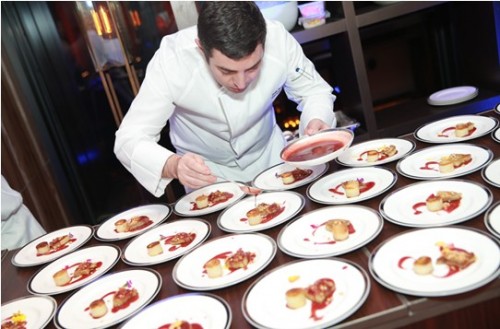 美味烹制的时光∣∣VASTO打造顶级时光晚宴致敬25周年！