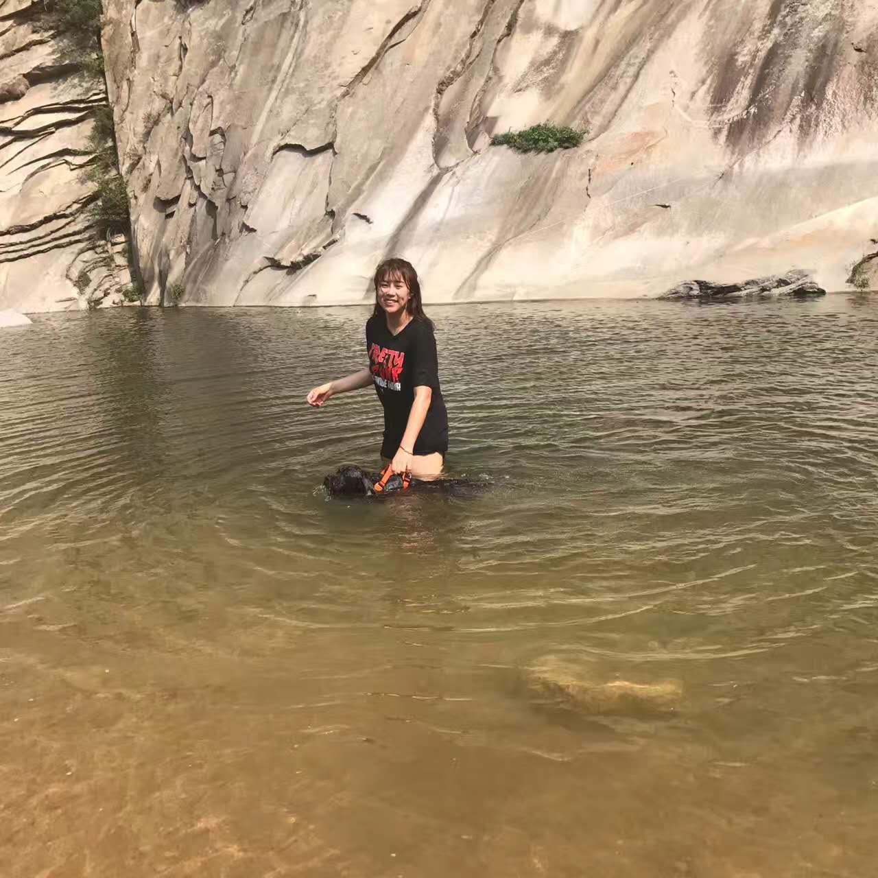 活动回顾｜随欧帝亿遛狗圣地撒花跑，铁锅灶台鱼可劲儿造回顾