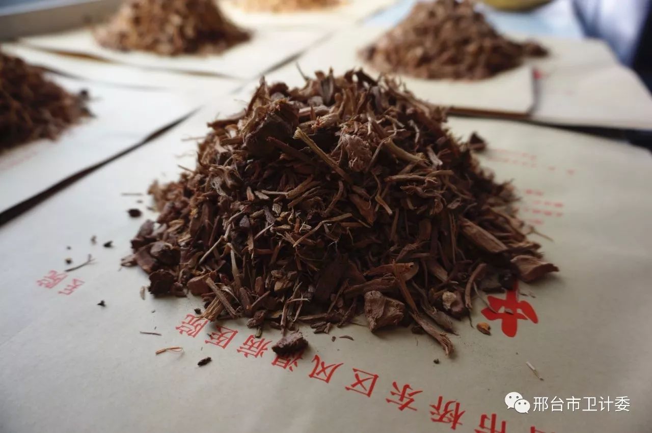 十大举措提升群众看病就医满意度,提升医疗保障水平群众看病不再难