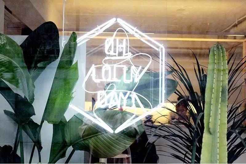 那些爱晒照片的女人,韩国好看的咖啡馆拍照