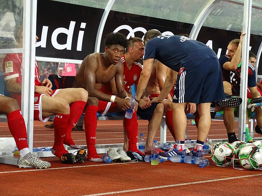 拜仁对阵ac米兰,拜仁德国超级杯发布会