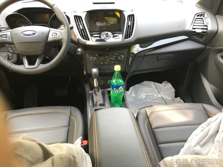 喜欢锐界买不起，小伙20多万入手福特翼虎2.0T运动版：看中Sony音响和245匹动力