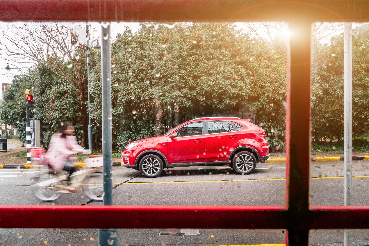 名爵锐腾1.5t手动精英版测评,名爵锐腾2.0t豪华版新车介绍