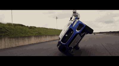 捷豹f-pace和q5谁油耗高,捷豹f-pace底盘和q5底盘哪个好