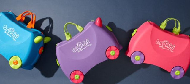 领着孩子去玩的旅行箱,送给孩子一个行李箱