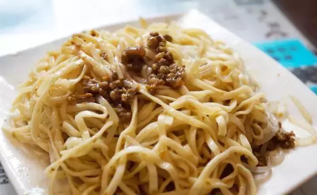 最好吃的冷面推荐,40度的天吃一碗麻辣烫