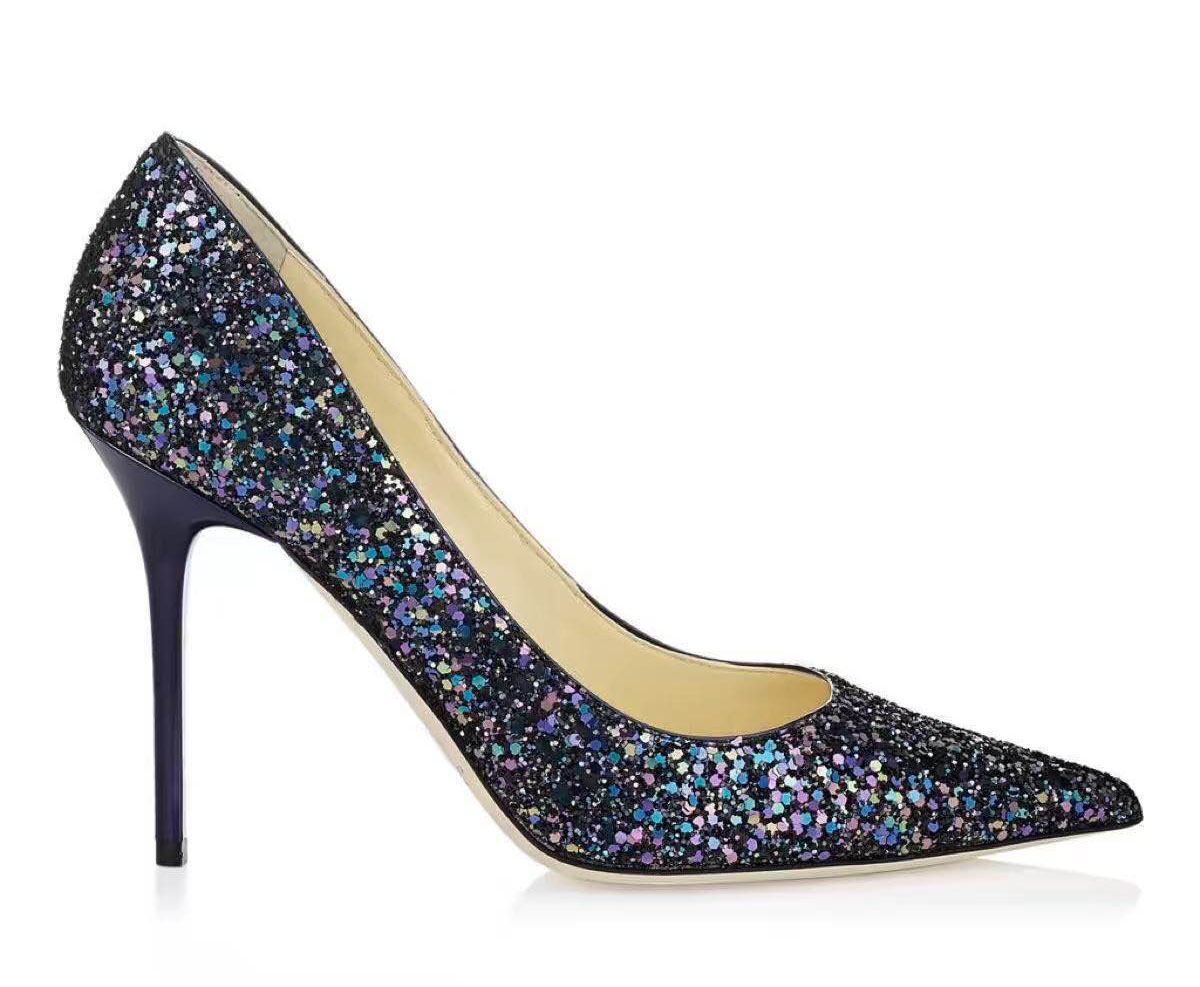 穿高跟鞋脚趾头磨的老茧怎么去除,新高跟鞋磨脚怎么办小窍门