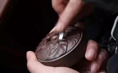 紫砂蟹壳青是什么泥料,宜兴紫砂泥料开采现状