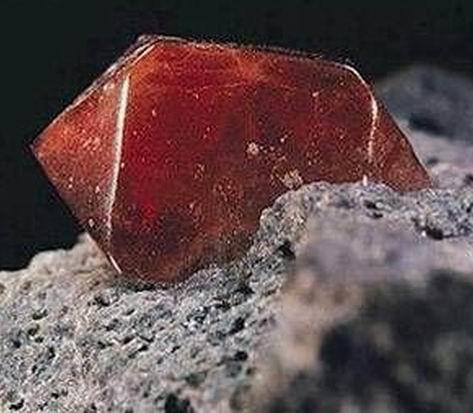 我的前半生宝石原石,我的前半生原石图片