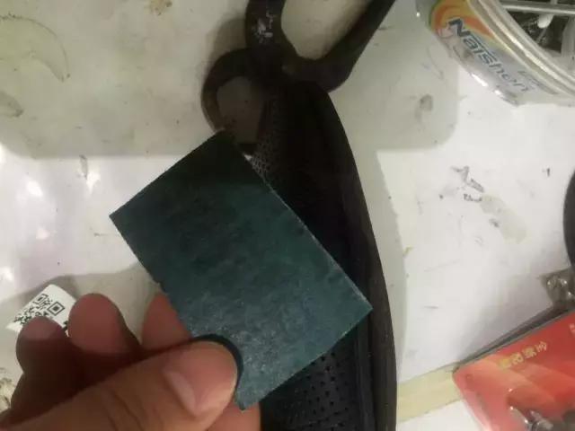 鞋子脱胶了怎么办别傻傻用胶水粘,彪马鞋子穿一星期就脱胶了怎么办