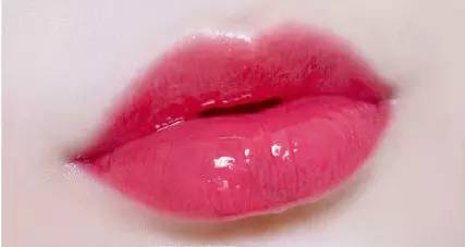 相似度高达90%,相似度95的大牌美妆