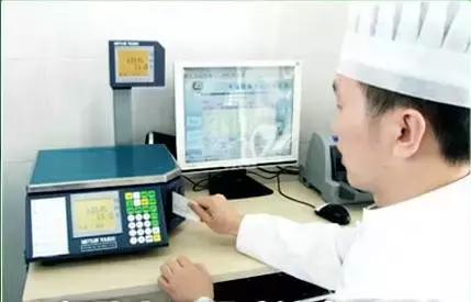 建军90周年：我军“锅碗瓢盆”那些事儿，这回全明白了