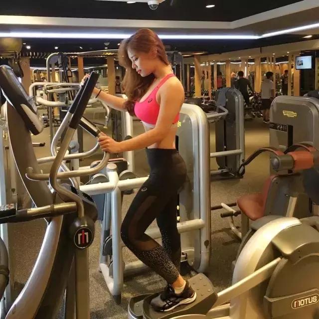 器械健身减肥的正确方法,躺着健身减脂动作30分钟完整