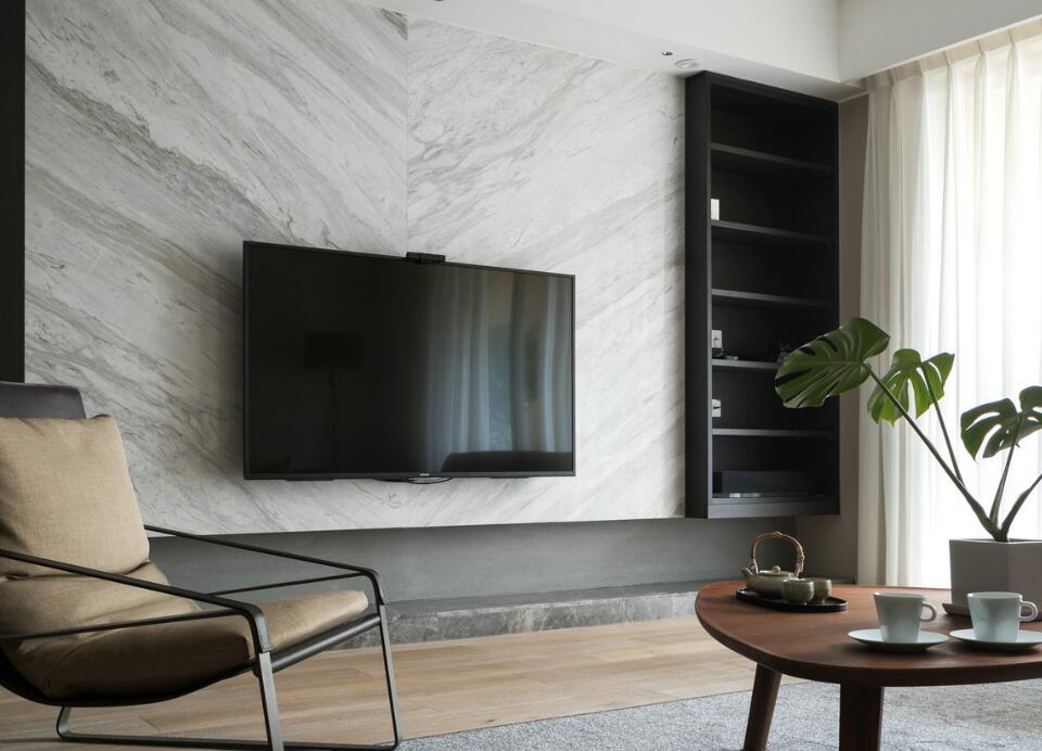 餐厅加了隔断风水好，上海同济东时区178平别墅实景，现代简约风惹邻居羡慕