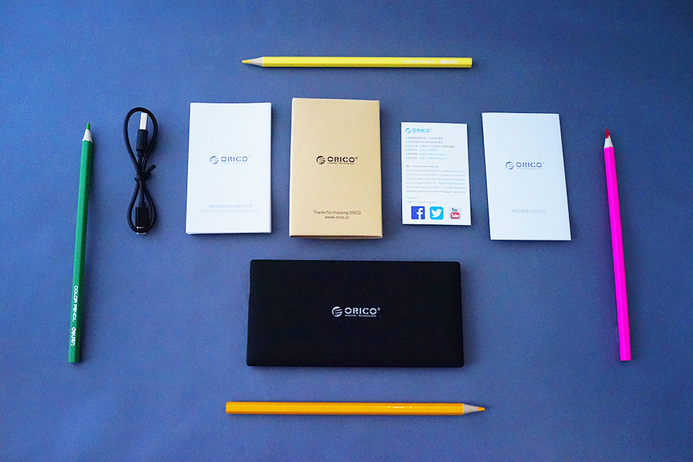 orico10000充电宝评测,轻磁5000毫安超薄磁吸无线充电宝