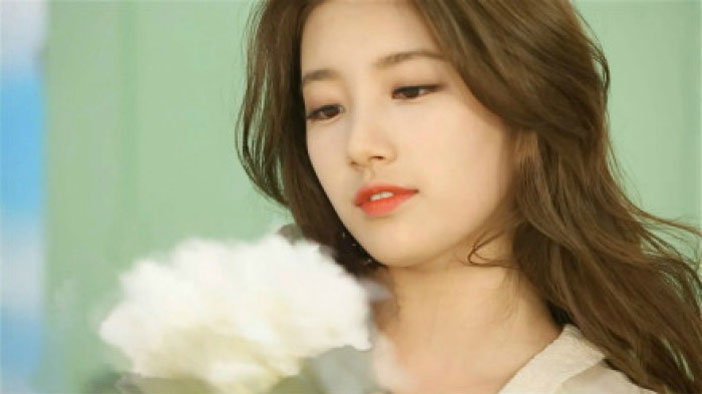 打造裸妆素颜女神,素颜女神肌肤白皙