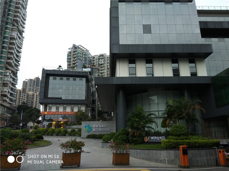 剑指线下新零售小米5x详细评测,小米5x在哪里买比较好