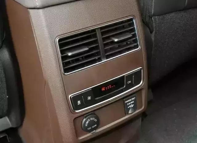 10万以内能买6座的自动挡的轿车吗,10万能买到百万宝马x6