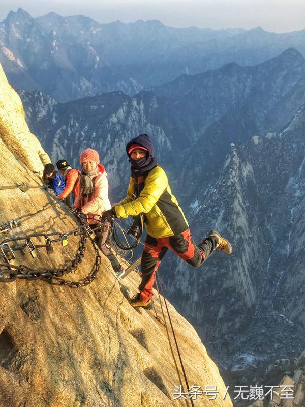 长空栈道走华山,一个人爬华山怎样玩长空栈道