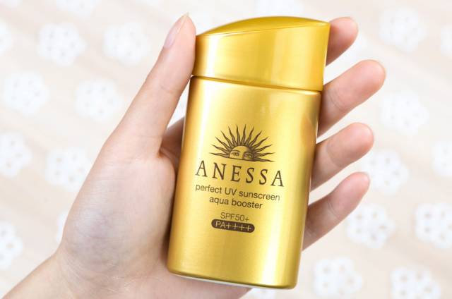 卡宾销售大跌24%；UN关闭英*旗国**舰店；JuicyCouture换创意总监；天猫奢侈品APP上线