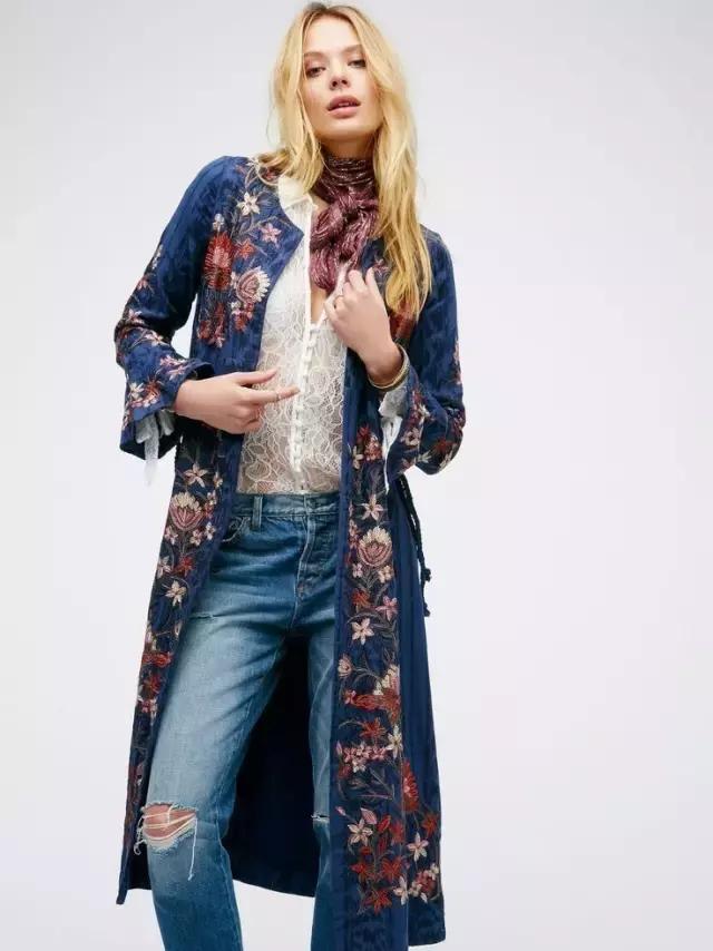 上班打扮小点还是成熟点好,上班look整套