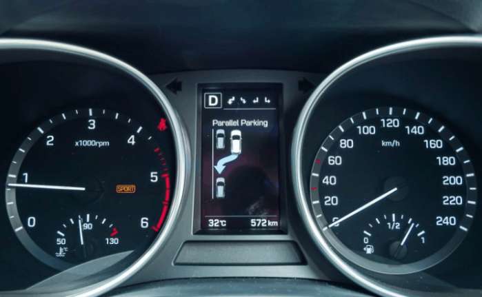 现代胜达2.2t柴油版,现代新胜达2.4老款