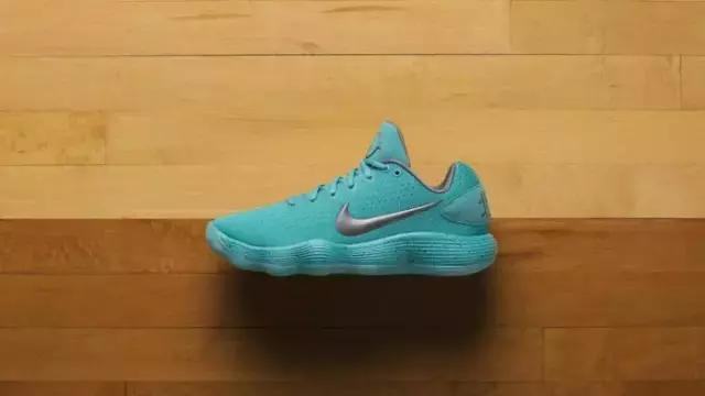 速度至上的时代,高帮球鞋过时了吗