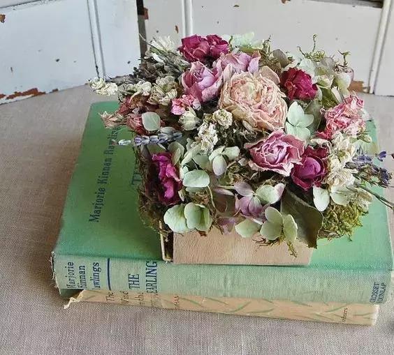 娈嬫灊璐ュ彾鎻掕姳,娈嬫灊璐ヨ姳