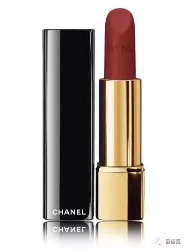 这个免税店大牌彩妆65折，手表买一送一，我可能逛了假机场