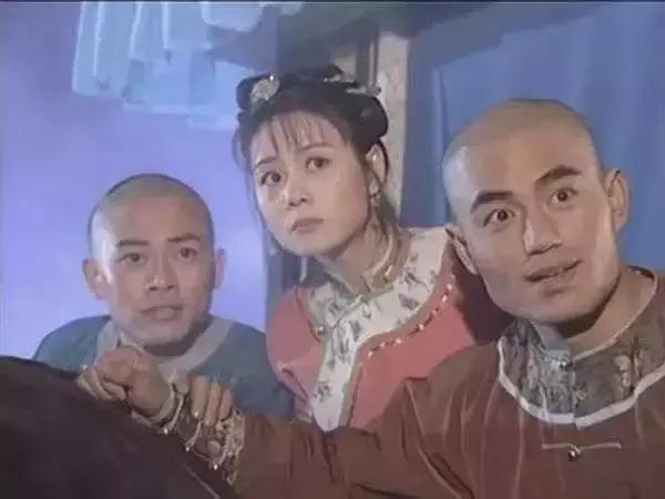 12月机票提前多少天订最便宜,每个星期哪天订机票最便宜