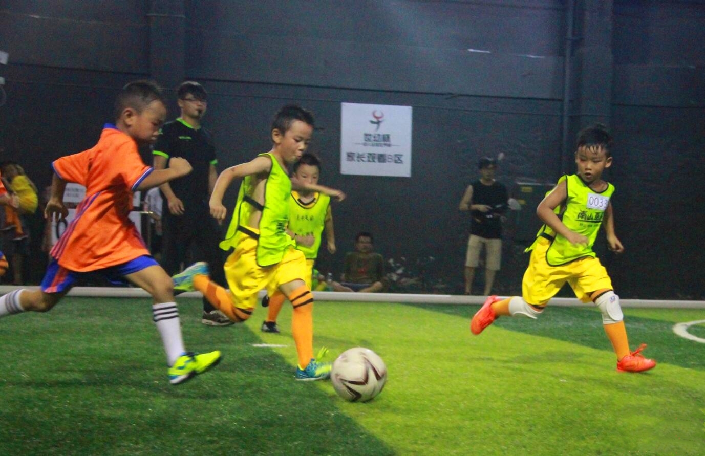 幼儿园足球比赛夺冠视频,中国儿童足球比赛世界波