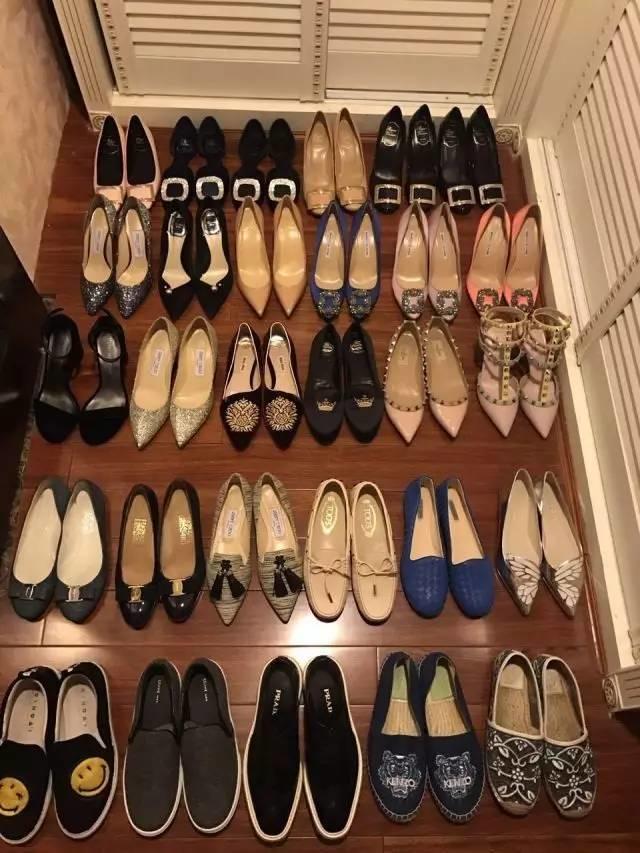 女生到底要有多少双RV、JIMMCHOO鞋才能满足啊？