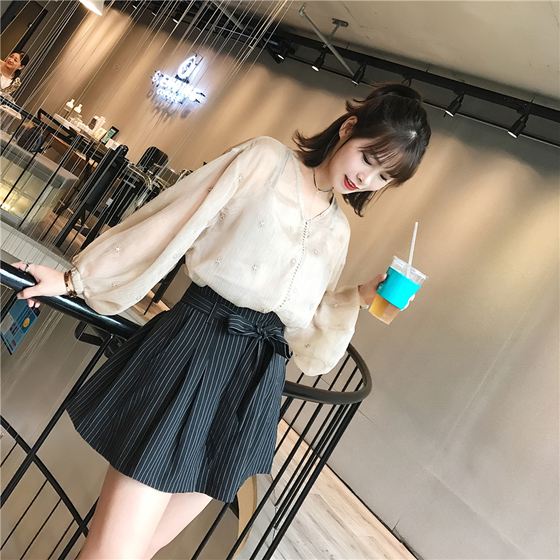 立秋后聪明女人都开始囤毛衣,聪明的女生已经准备好了新衣服