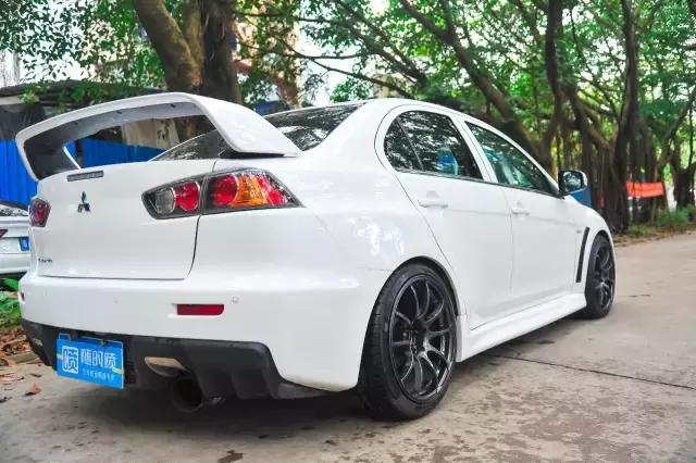 evo和翼神到底有什么区别,evo和翼神价格的区别