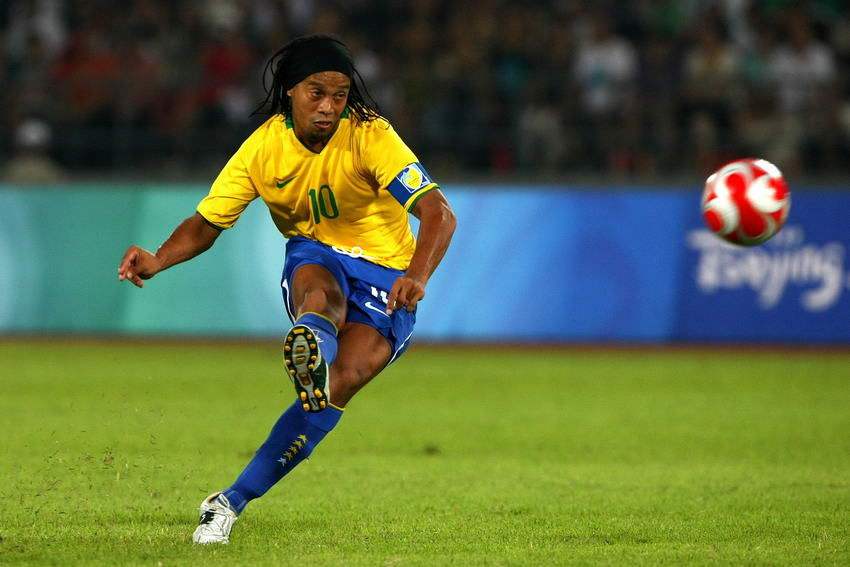 落叶球爆射集锦,欧洲杯c罗落叶球