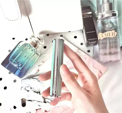 纪梵希小羊皮色号裸色,纪梵希小羊皮粉色渐变